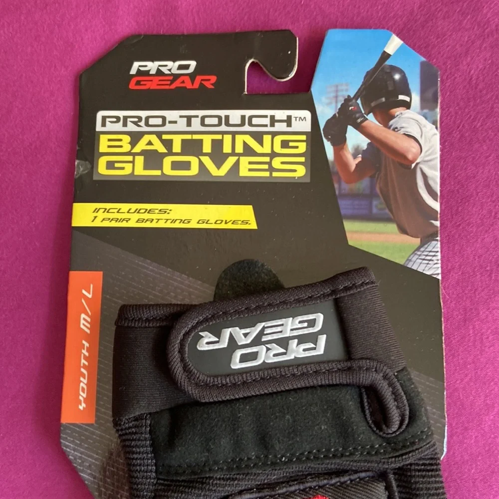 NWT Pro Gear Pro-Touch Batting Gloves Youth